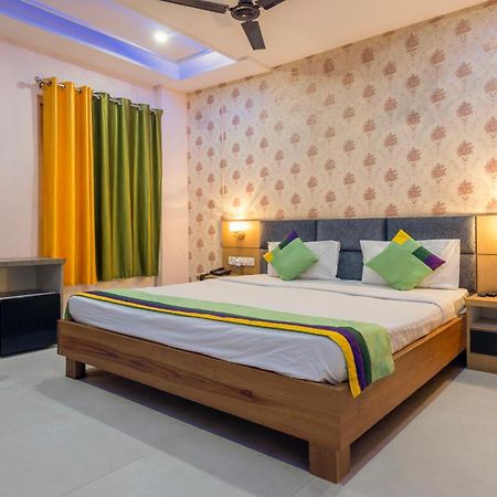 Treebo Shakuntalam, Near Lucknow Airport Hotel Ngoại thất bức ảnh