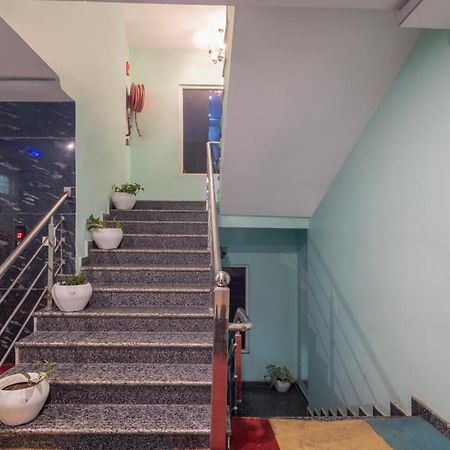 Treebo Shakuntalam, Near Lucknow Airport Hotel Ngoại thất bức ảnh