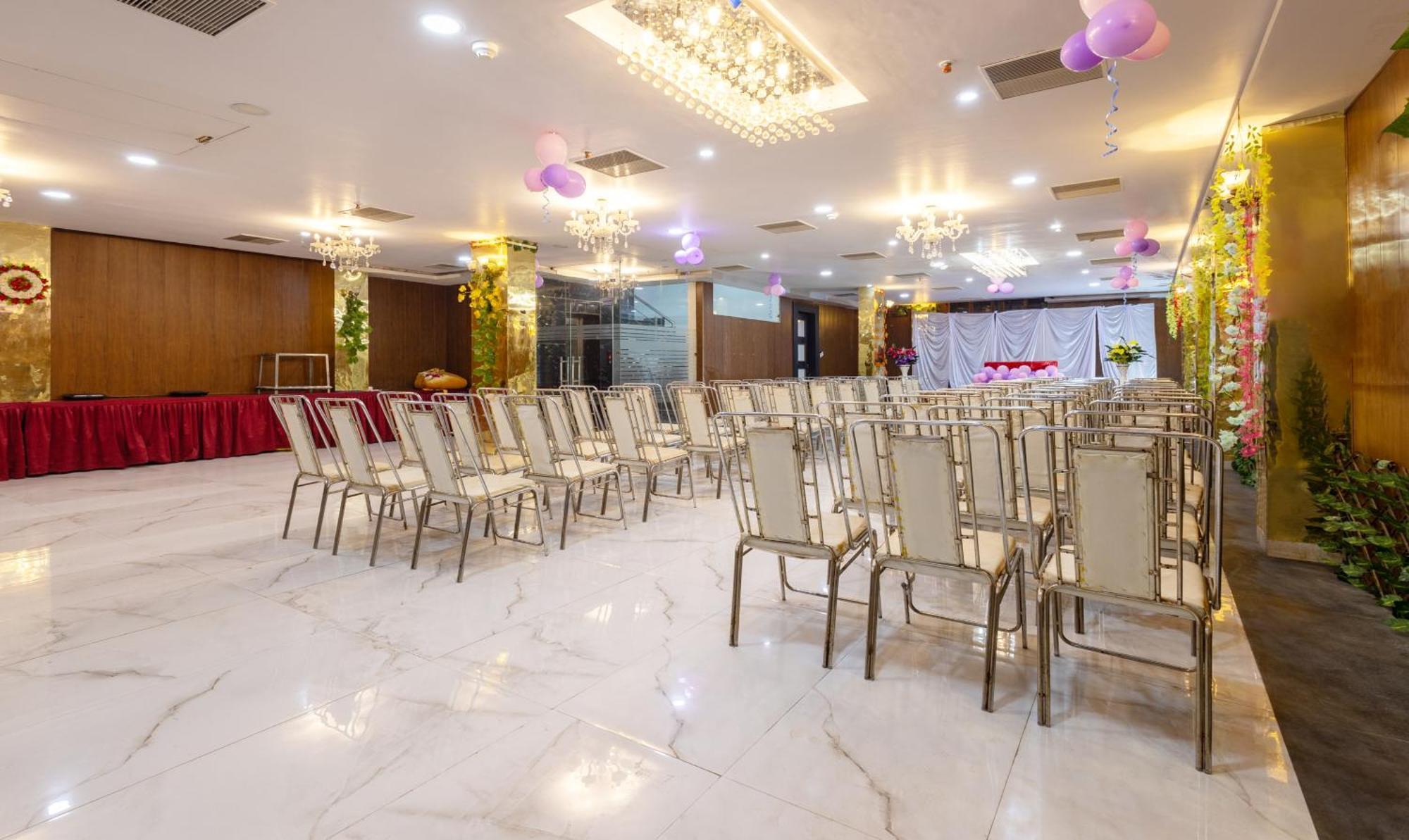 Treebo Shakuntalam, Near Lucknow Airport Hotel Ngoại thất bức ảnh